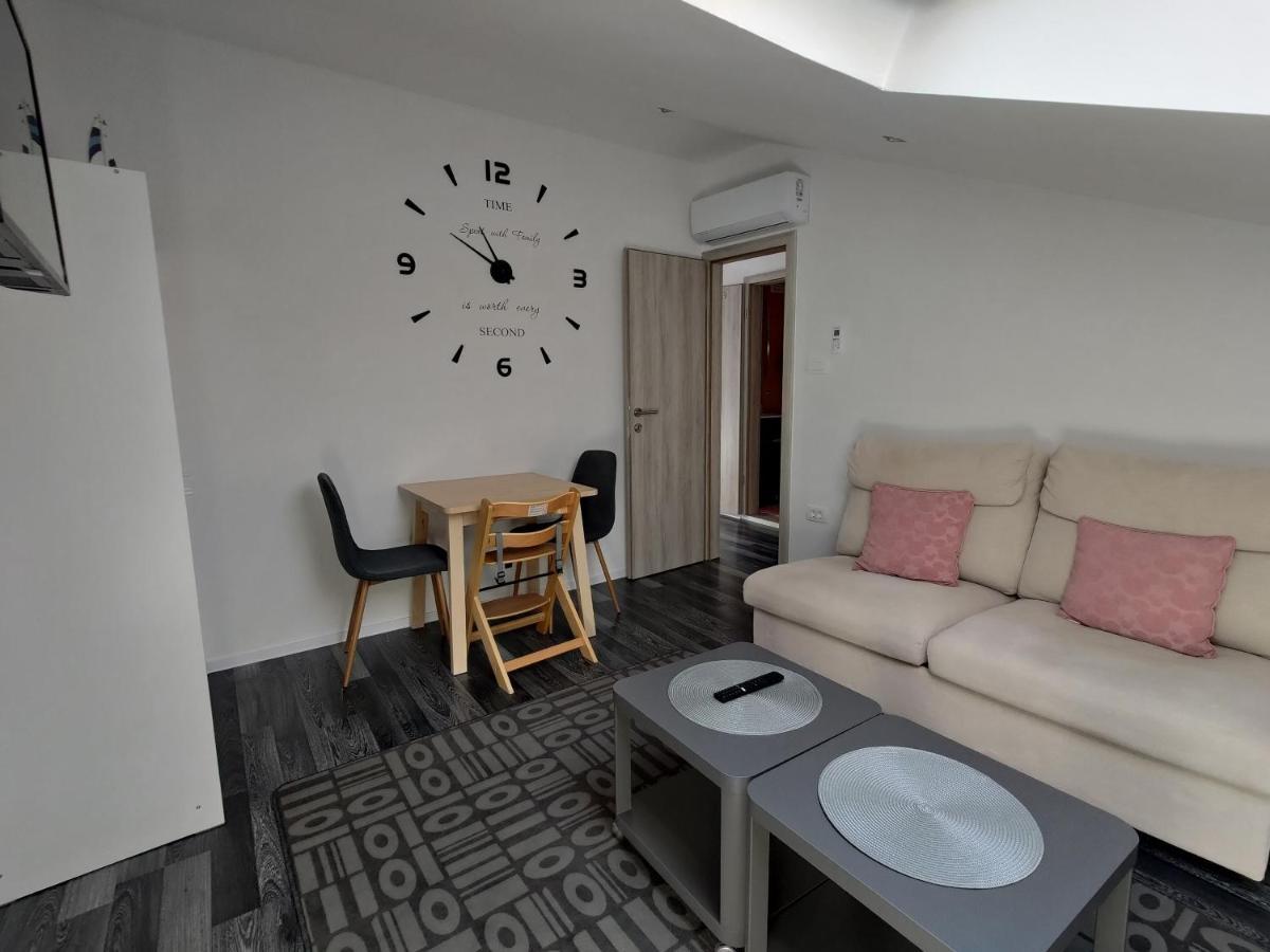 איזולה Apartment Juliet מראה חיצוני תמונה